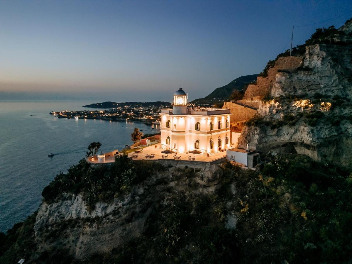 Faro Punta Imperatore Forio di Ischia Eksteriør billede